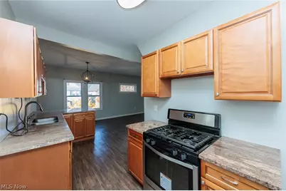 2035 Chesterland Avenue, Oakwood, OH 44107 - Photo 30