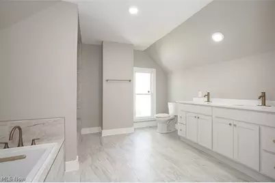 1521 Newman Avenue, Oakwood, OH 44107 - Photo 24
