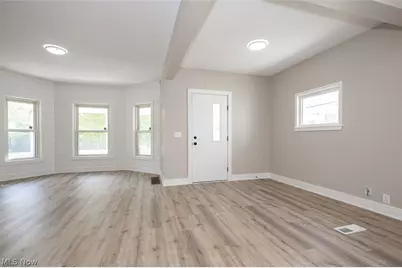 1521 Newman Avenue, Oakwood, OH 44107 - Photo 4