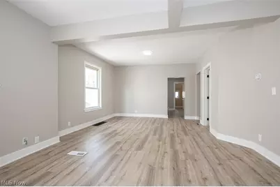1521 Newman Avenue, Oakwood, OH 44107 - Photo 10