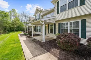 13913 Woodcroft, North Royalton, OH 44133 - Photo 2
