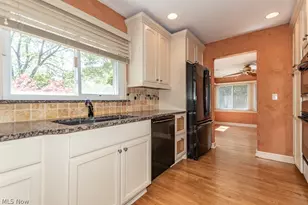 29426 Gates Mills Blvd, Pepper Pike, OH 44124 - Photo 12