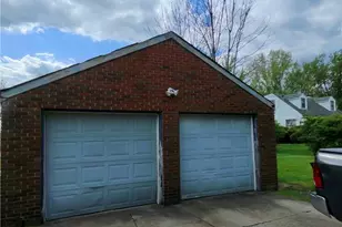 2156 McGuffey Rd, Youngstown, OH 44505 - Photo 6