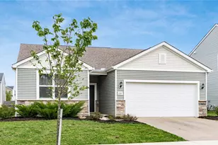232 Dowler Dr, South Bloomfield, OH 43103 - Photo 2