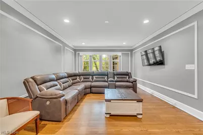 2511 Overlook Road, Cleveland Heights, OH 44106 - Photo 8