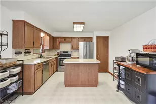 9550 Spencer Rd, Homerville, OH 44235 - Photo 14