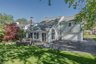 22532 Byron Road, Huber Heights, OH 44122 - Photo 2