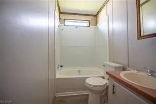 14000 Lincoln St SE, Minerva, OH 44657 - Photo 10