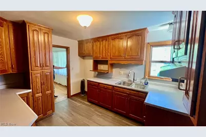 528 Harding Road, Zanesville, OH 43701 - Photo 4