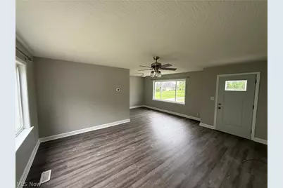700 Swayne Street, Coshocton, OH 43812 - Photo 6