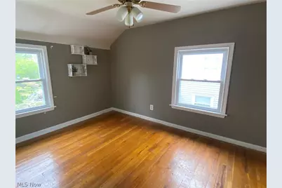 355 E Dresden Avenue, Akron, OH 44301 - Photo 14