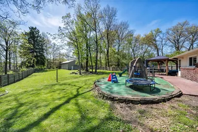 900 Magnolia Avenue, Cuyahoga Falls, OH 44221 - Photo 36