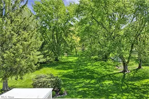 8089 Wesley Dr, Strongsville, OH 44136 - Photo 2