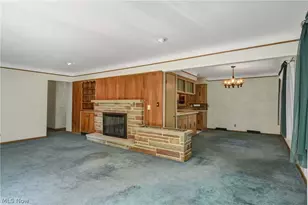 8089 Wesley Dr, Strongsville, OH 44136 - Photo 14