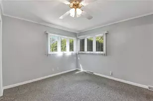 8089 Wesley Dr, Strongsville, OH 44136 - Photo 20