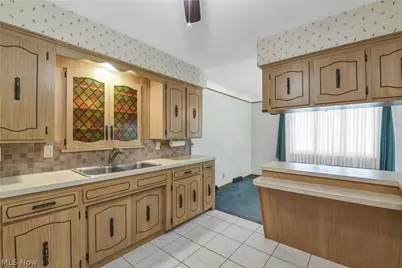 8089 Wesley Drive, Strongsville, OH 44136 - Photo 8