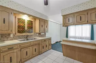 8089 Wesley Dr, Strongsville, OH 44136 - Photo 8