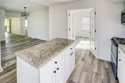 1548 Biltmore Road, Lyndhurst, OH 44124 - Photo 22