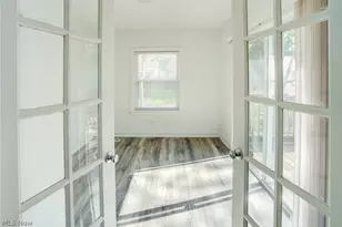 1548 Biltmore Rd, Lyndhurst, OH 44124 - Photo 26