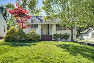 1548 Biltmore Road, Lyndhurst, OH 44124 - Photo 2