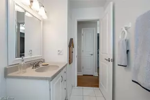 6924 Day Dr, Parma, OH 44129 - Photo 6