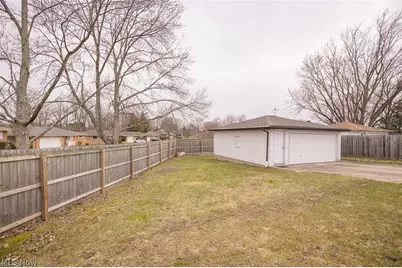 6924 Day Drive, Parma, OH 44129 - Photo 18