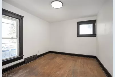 7610 Dearborn Avenue, Loveland, OH 44102 - Photo 10