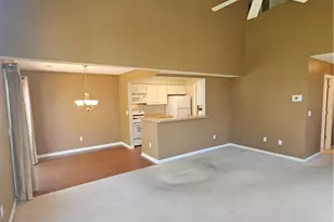 8622 Deerfield Cir, Macedonia, OH 44056 - Photo 4