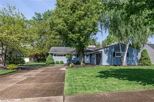 2666 W Asplin Dr, Rocky River, OH 44116 - Photo 28