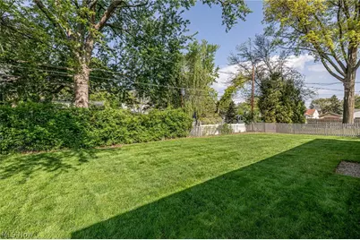 2666 W Asplin Drive, Rocky River, OH 44116 - Photo 26