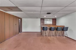 5581 Saxon Dr, Garfield Heights, OH 44125 - Photo 20