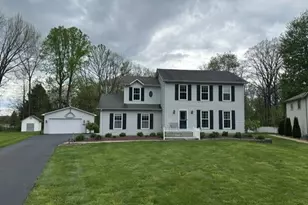 149 Mapleview Ct, New Middletown, OH 44442 - Photo 2