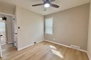 18213 Puritas Ave, Loveland, OH 44135 - Photo 10