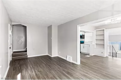 12904 Brookfield Avenue, Loveland, OH 44135 - Photo 2