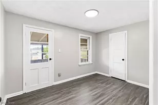 12904 Brookfield Ave, Loveland, OH 44135 - Photo 22