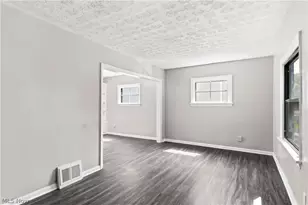 12904 Brookfield Ave, Loveland, OH 44135 - Photo 6