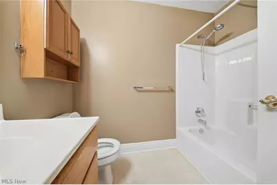 6000 Lake Road W #423, Ashtabula, OH 44004 - Photo 16
