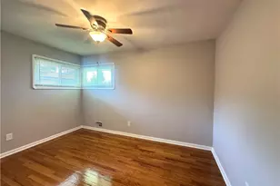 244 Starlight Dr, Green Hills, OH 44131 - Photo 8
