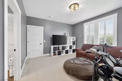 1323 Springbury Drive, Uniontown, OH 44685 - Photo 20