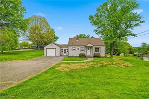 251 Faircrest St SW, Canton, OH 44706 - Photo 1