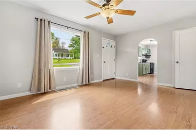 251 Faircrest Street SW, Canton, OH 44706 - Photo 8