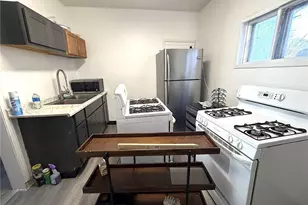 10628 Englewood Ave, Loveland, OH 44108 - Photo 2