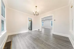 20180 Hillcrest Dr, Euclid, OH 44117 - Photo 16