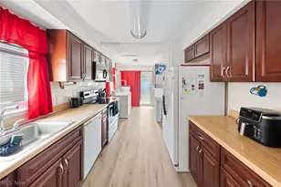 4122 W 145th St, Loveland, OH 44135 - Photo 2