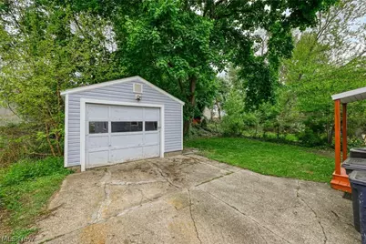 1224 Oakland Avenue, Akron, OH 44305 - Photo 8