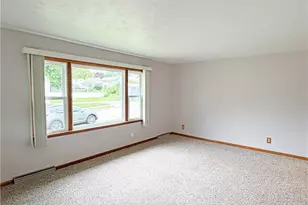 502 Wise Ave SE, North Canton, OH 44720 - Photo 4