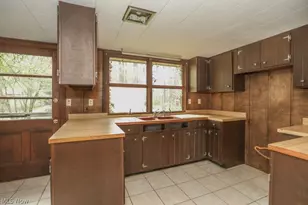 6425 Wall St, Ravenna, OH 44266 - Photo 32