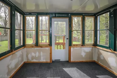 6425 Wall Street, Ravenna, OH 44266 - Photo 16