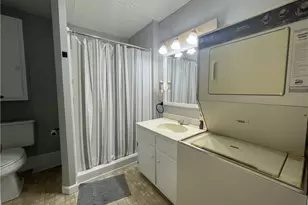 304 Dewey Ave, Cambridge, OH 43725 - Photo 10