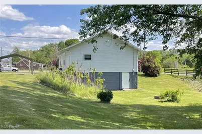 304 Dewey Avenue, Cambridge, OH 43725 - Photo 12